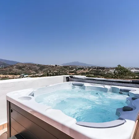 Ultimate - Penthouse Sunset With Jacuzzi - Amazing Views
