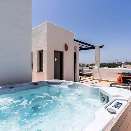 Ultimate - Penthouse Sunset With Jacuzzi - Amazing Views Apartment *
